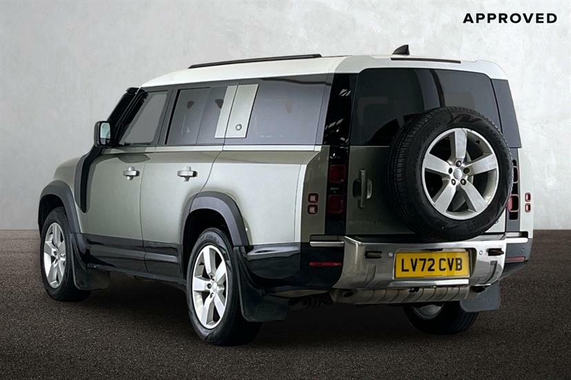 Land Rover Defender 130 3.0 P300 Hse 130 8 Seat Green #2