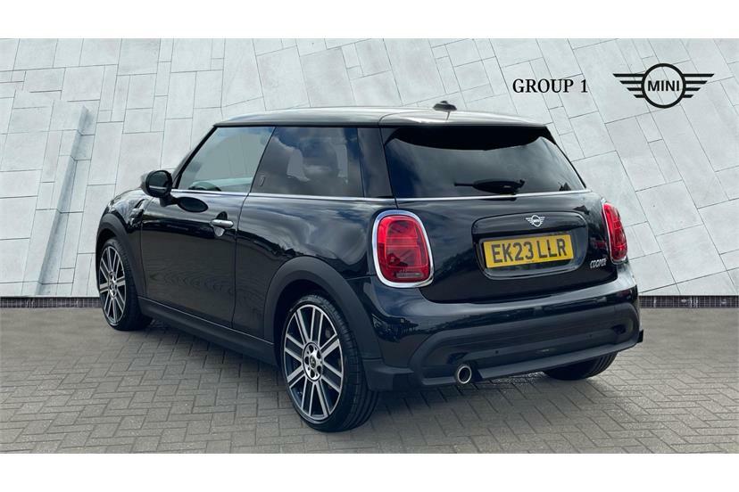 Mini Hatch 1.5 Cooper Exclusive EK23LLR Black #2
