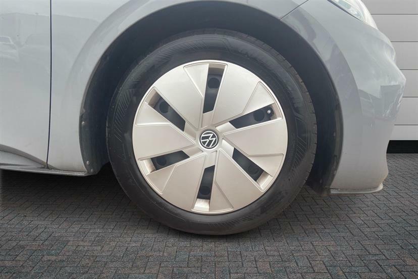 Volkswagen ID.3 150Kw Essential Pro 59Kwh ML75HZF Black #5