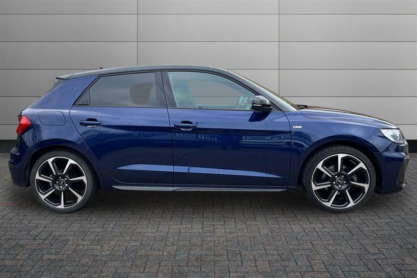Audi A1 35 Tfsi Black Edition S Tronic Tech Pack Blue #4