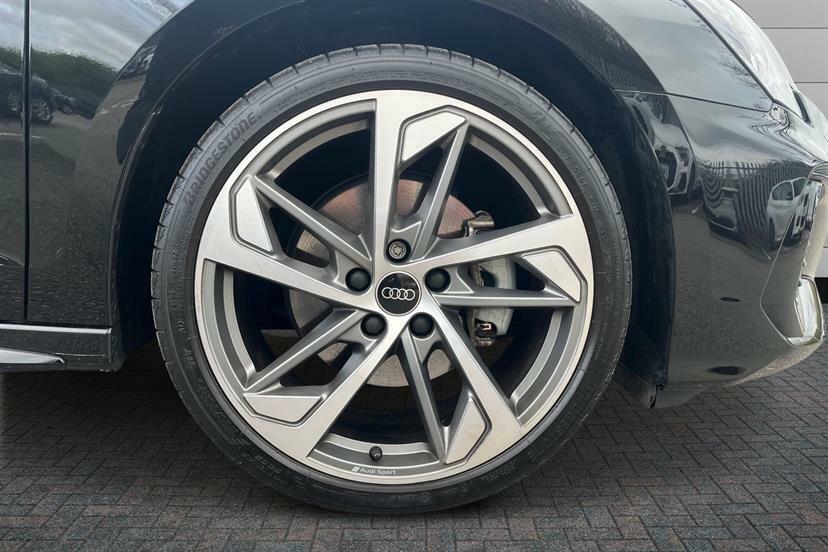 Audi A3 35 Tfsi S Line S Tronic DH23LSJ Black #5