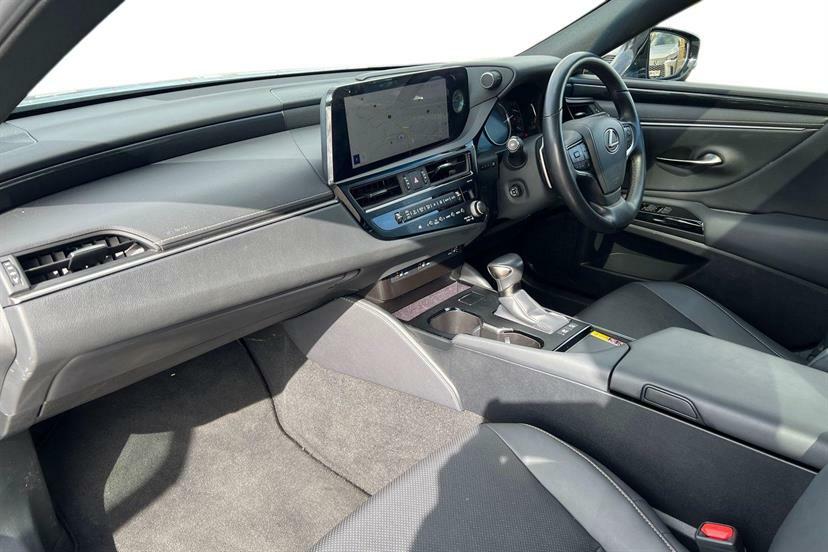 Lexus ES 300H 2.5 Cvt Premium Edition MT73ODW #2