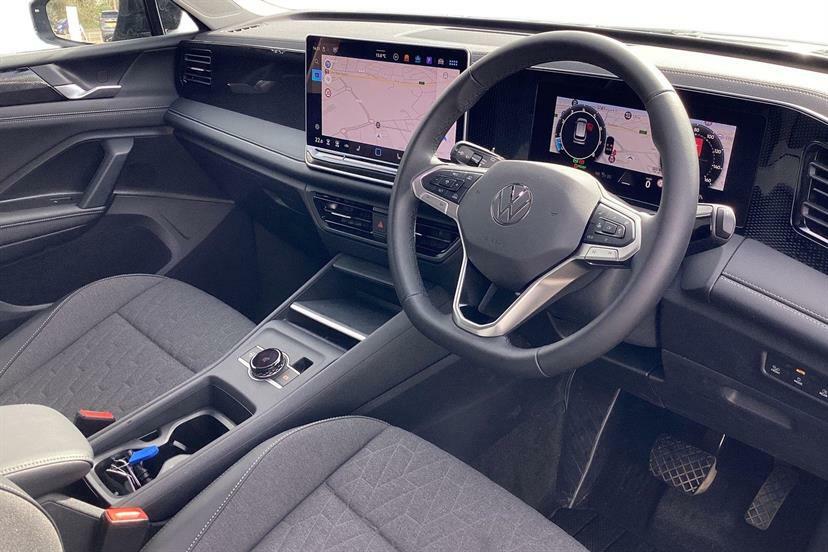 Volkswagen Tiguan 1.5 Etsi 150 Match Dsg EF75XTW Black #6