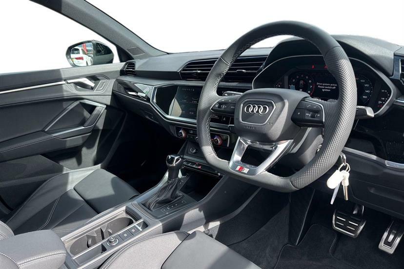 Audi Q3 35 Tfsi Black Edition S Tronic 20 Alloy Blue #6