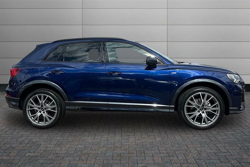 Audi Q3 35 Tfsi Black Edition S Tronic 20 Alloy Blue #4