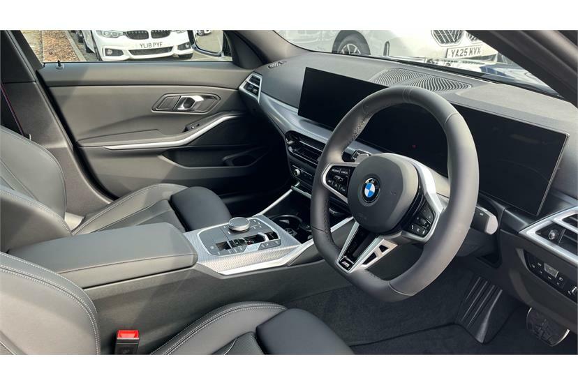 BMW 3 Series 320I M Sport Step LR26XFU Black #6