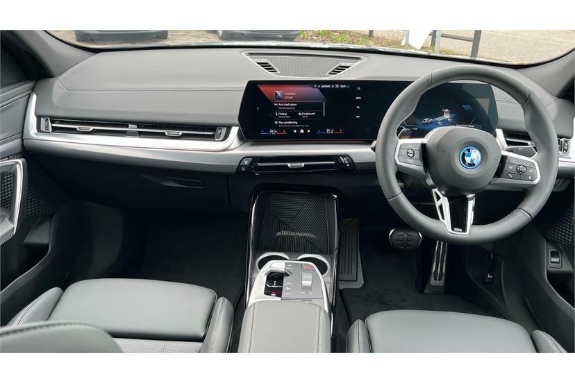 BMW iX2 150Kw Edrive20 M Sport 65Kwh LR26XOO Grey #4