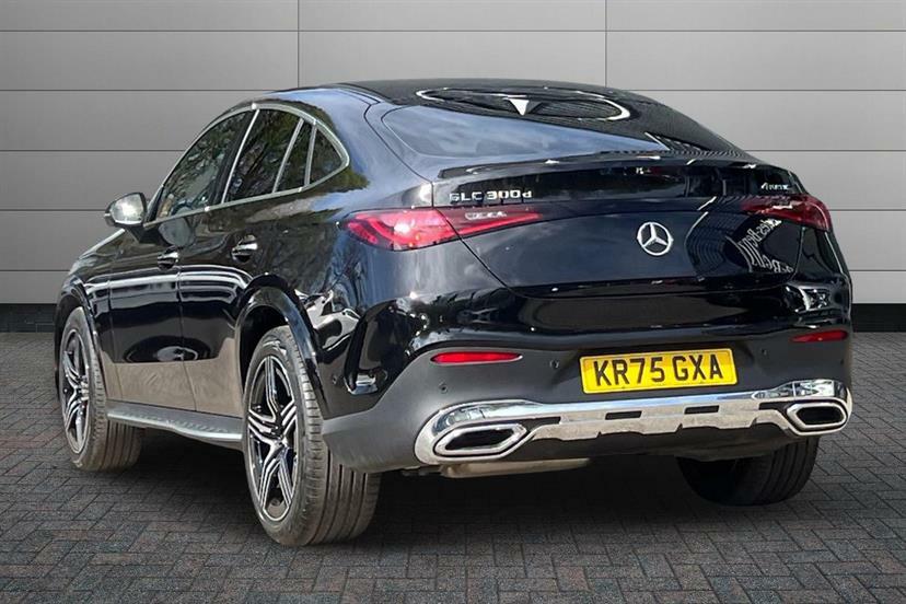 Mercedes-Benz GLC Class Glc 300D 4Matic Amg Line Premium 9G-tronic Black #2