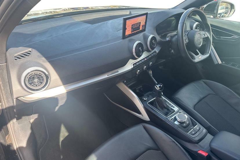 Audi Q2 35 Tfsi Black Edition S Tronic EA21WGG Black #2
