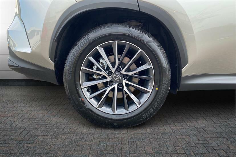 Lexus NX 350H 197 Premium E-cvt LL Pro RK26VTD Silver #5
