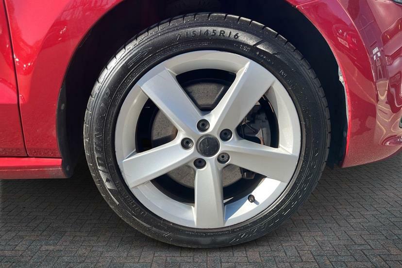 Volkswagen Polo 1.2 Tsi 110 Sel Red #5