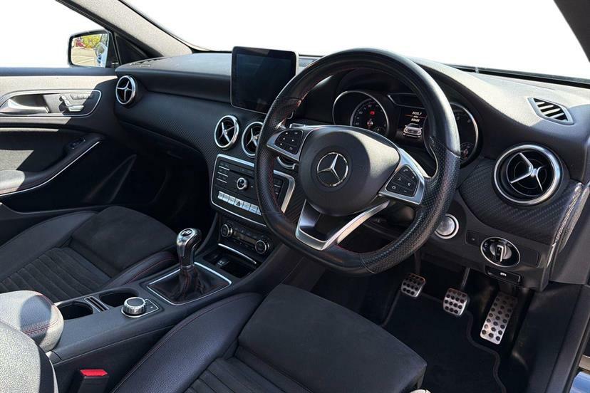 Mercedes-Benz A Class A160 Amg Line Premium Plus FG67ATY Black #5