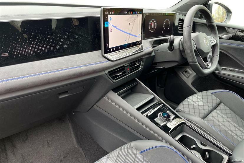 Volkswagen Tiguan 1.5 Etsi 150 R-line Dsg GF26CCJ Green #2