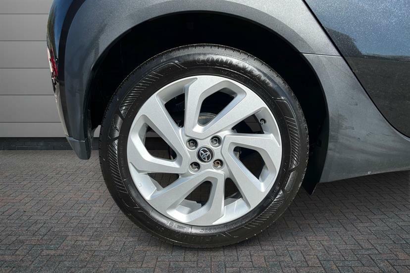 Toyota Aygo X 1.0 Vvt-i Pure FN24YVA Black #5