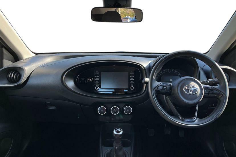 Toyota Aygo X 1.0 Vvt-i Pure FN24YVA Black #6