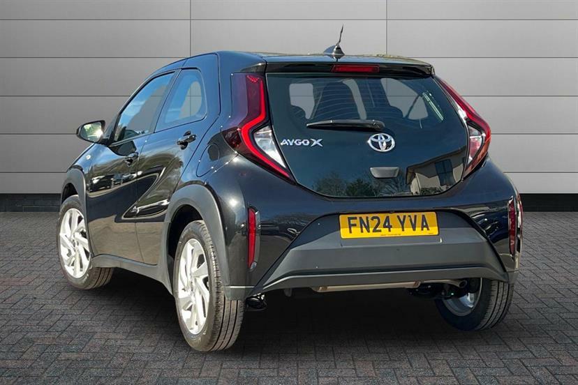 Toyota Aygo X 1.0 Vvt-i Pure FN24YVA Black #3