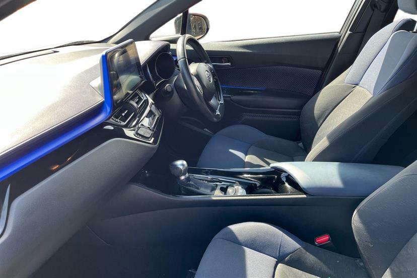Toyota C-Hr 1.8 Hybrid Dynamic Cvt WV67ZYB Silver #2