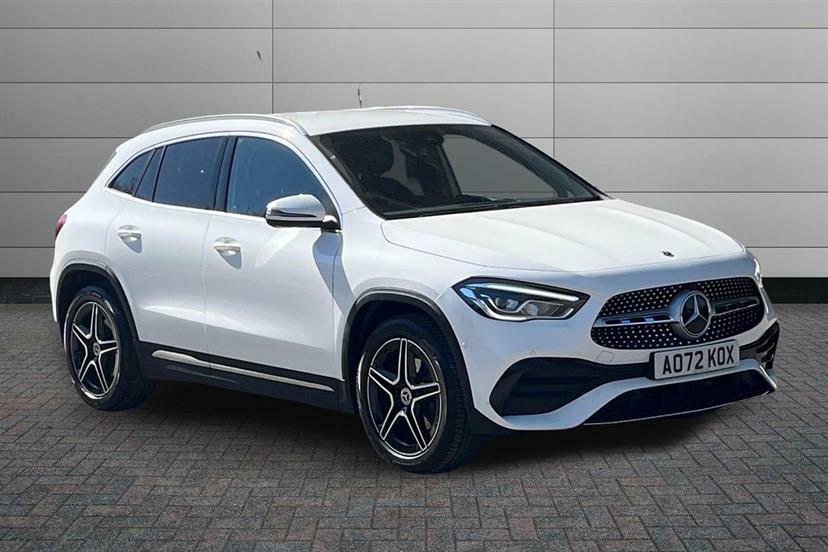 Mercedes-Benz GLA Class 220D 4Matic Amg Line Executive White