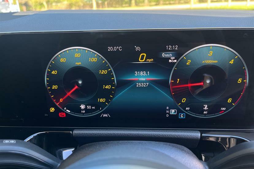 Mercedes-Benz GLA Class 220D 4Matic Amg Line Executive AO72KOX White #6