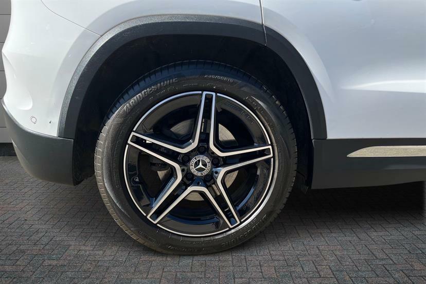 Mercedes-Benz GLA Class 220D 4Matic Amg Line Executive AO72KOX White #4