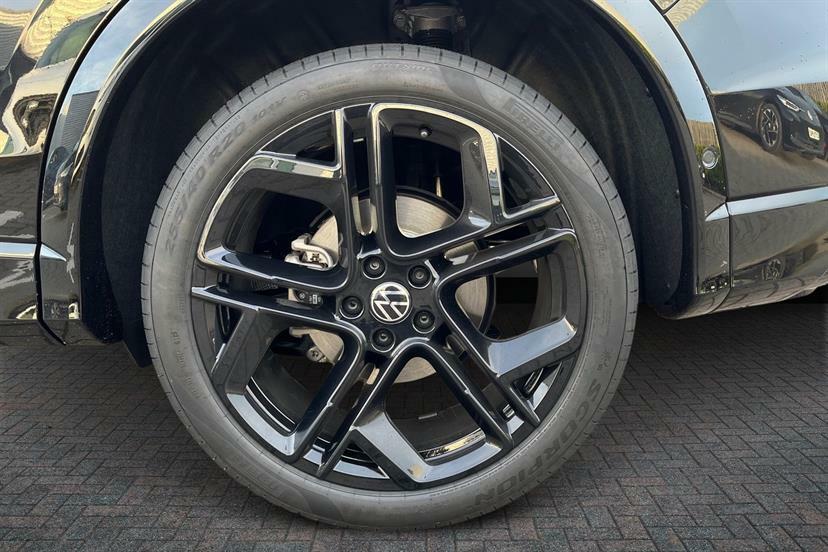 Volkswagen Tiguan 2.0 Tdi R-line Dsg EJ75NMX Black #5
