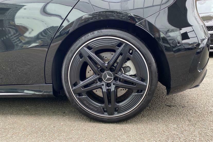 Mercedes-Benz A Class A35 4Matic Premium Plus KO24WYJ Black #4