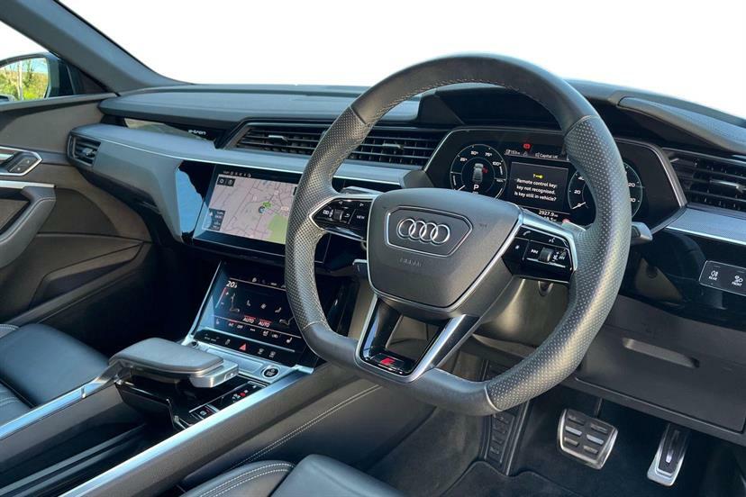 Audi Q8 e tron 250Kw 50 Quattro 95Kwh Black Edition LM23HTP Grey #6