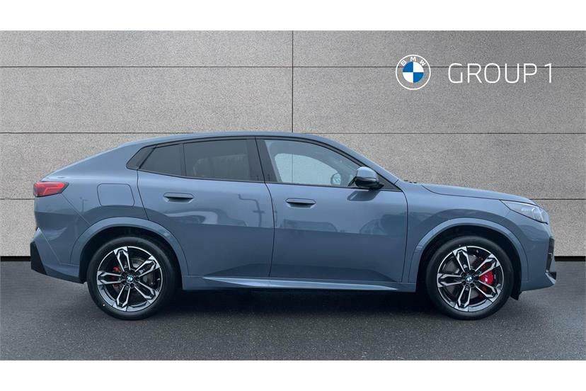 BMW iX2 150Kw Edrive20 Shadow Edition 65Kwh GX26JWV  #3