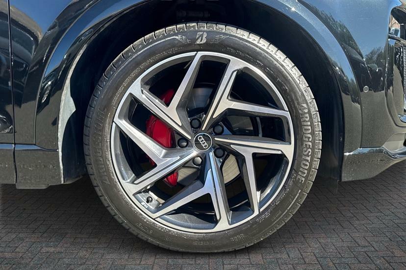 Audi Q6 E-Tron 185Kw 83Kwh Edition 1 EJ75HKG Black #5