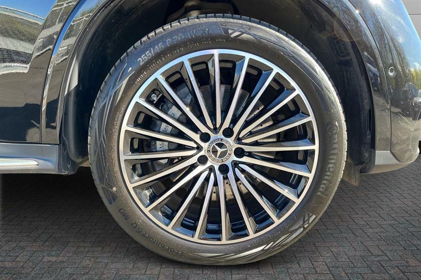 Mercedes-Benz GLC Class 300E 4Matic Amg Line Prem Plus 9G-tronic KN75AGV Black #4
