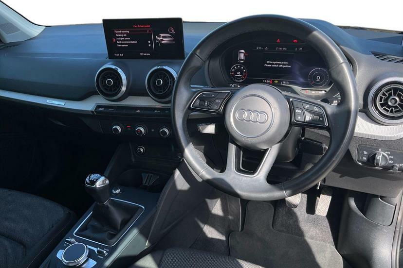 Audi Q2 30 Tfsi Sport Black #6