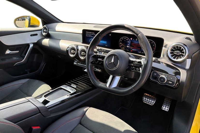 Mercedes-Benz A Class A200 Amg Line Executive BG73GRK Yellow #5