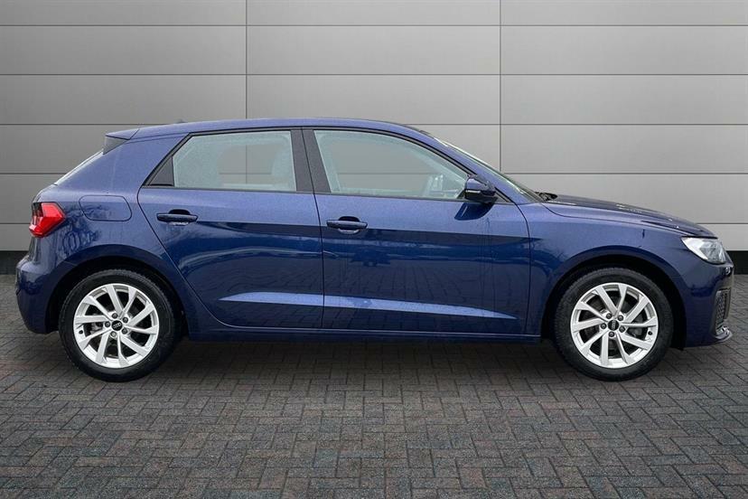 Audi A1 30 Tfsi Sport S Tronic VN75RZK Blue #4