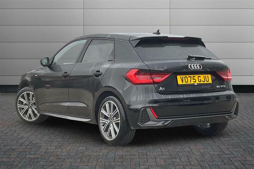 Audi A1 30 Tfsi S Line S Tronic VO75GJU Black #3