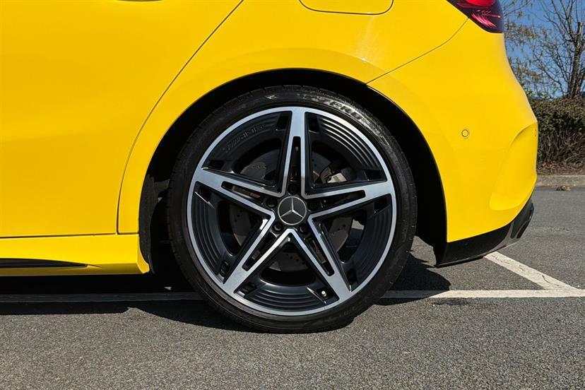 Mercedes-Benz A Class A35 4Matic Premium EF24PXO Yellow #4