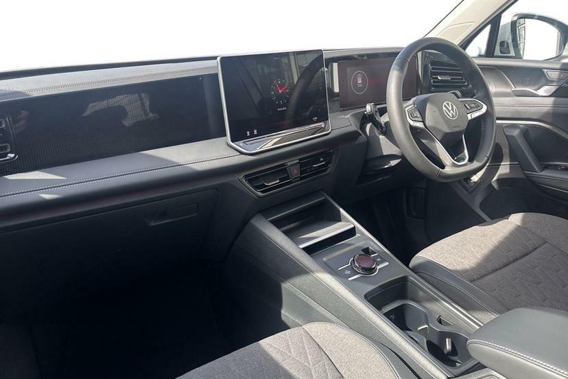 Volkswagen Tiguan 1.5 Etsi 150 Match Dsg EJ75KSK White #2