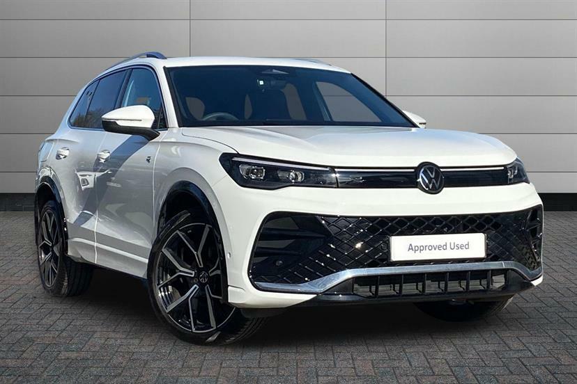 Volkswagen Tiguan 1.5 Etsi 150 R-line Dsg White