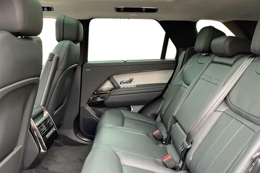 Land Rover Range Rover Sport 3.0 P440e Dynamic Se LE23UBB Black #4