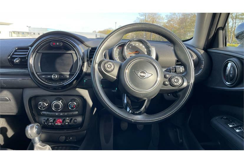 Mini Clubman 1.5 Cooper Classic 6Dr GH19VUW White #5