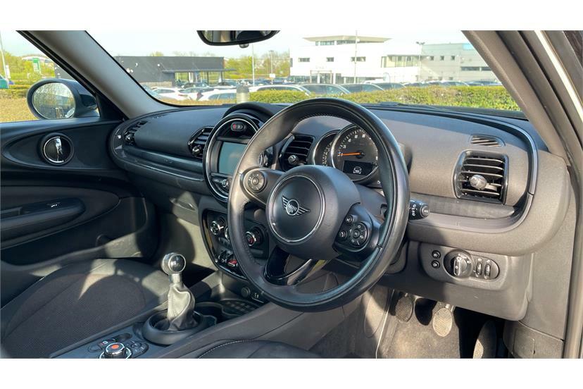 Mini Clubman 1.5 Cooper Classic 6Dr GH19VUW White #6