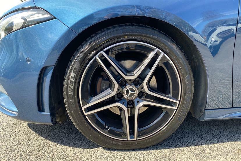 Mercedes-Benz A Class A180d 2.0 Amg Line Executive KN23YMA Blue #4