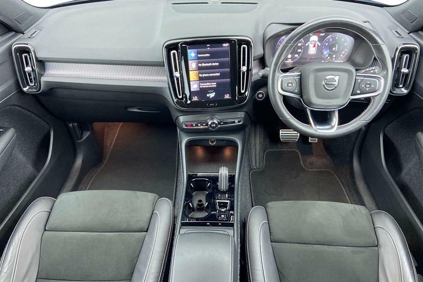 Volvo XC40 2.0 B4p R Design Grey #6