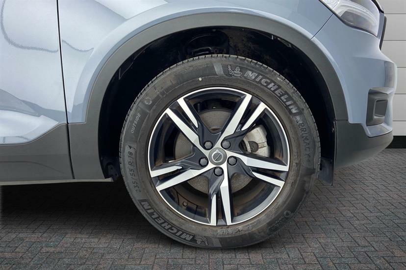 Volvo XC40 2.0 B4p R Design Grey #5