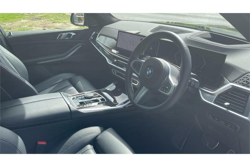 BMW X7 Xdrive40d Mht M Sport Step AV75HTT Black #6