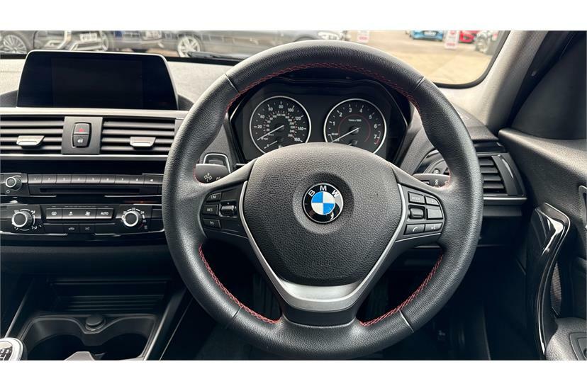BMW 1 Series 118I 1.5 Sport Nav Black #5