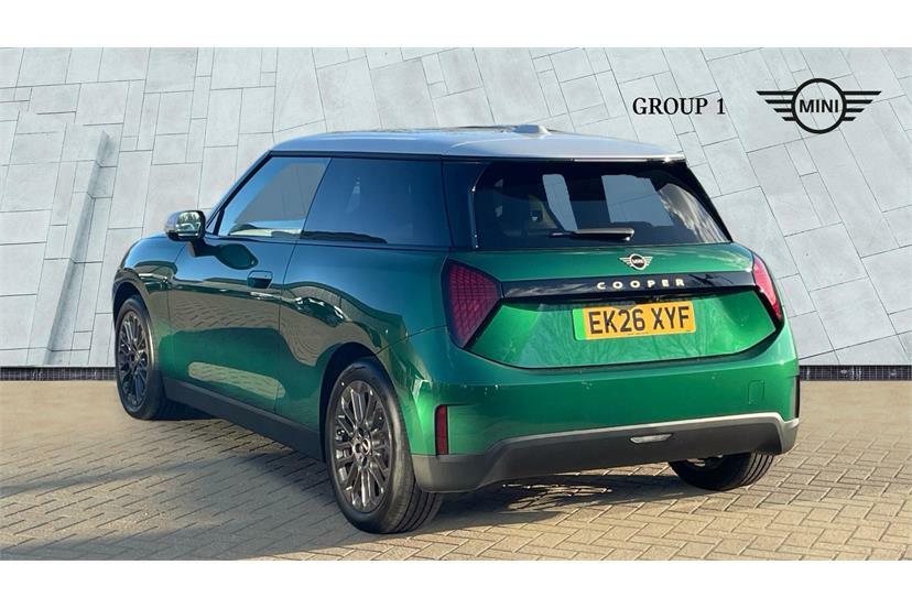 Mini Hatch 135Kw E Exclusive 41Kwh Green #2