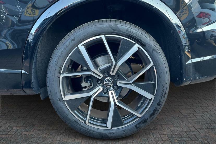 Volkswagen Tiguan 1.5 Etsi 150 R-line Dsg MC75JVK Black #5