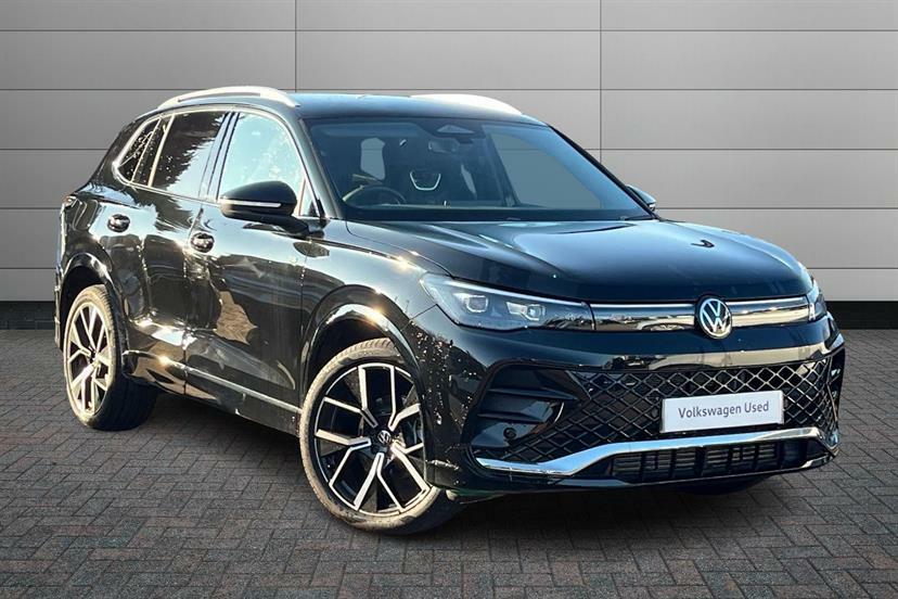 Volkswagen Tiguan 1.5 Etsi 150 R-line Dsg Black