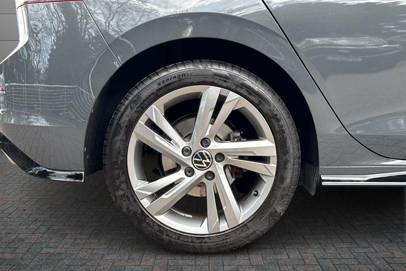 Volkswagen Golf 1.5 Tsi 150 R-line MH73AHN Grey #5