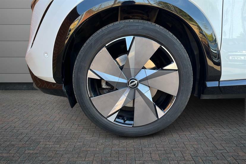 Nissan Ariya 225Kw Evolve 87Kwh 22Kwch E-4orce EP23AOK Black #5